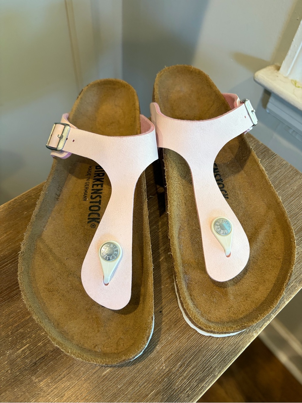 NEW NWOB light pink Birkenstock Gizeh 39